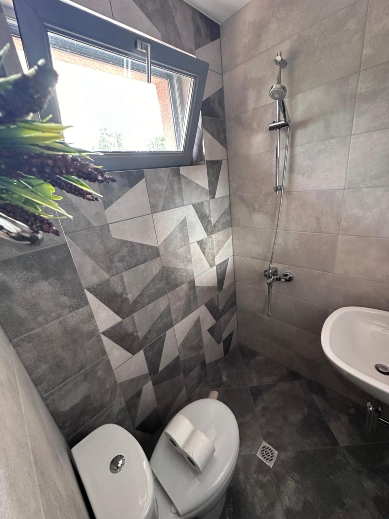 ולינגראד Family Hotel Neliya מראה חיצוני תמונה