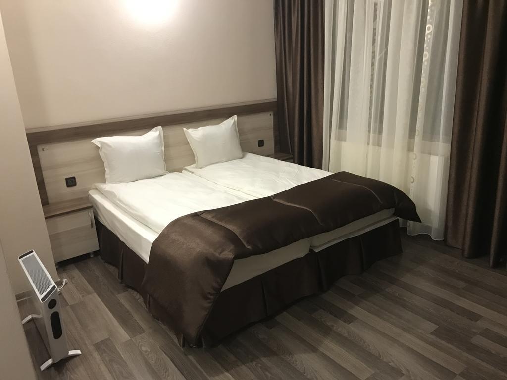 ולינגראד Family Hotel Neliya מראה חיצוני תמונה